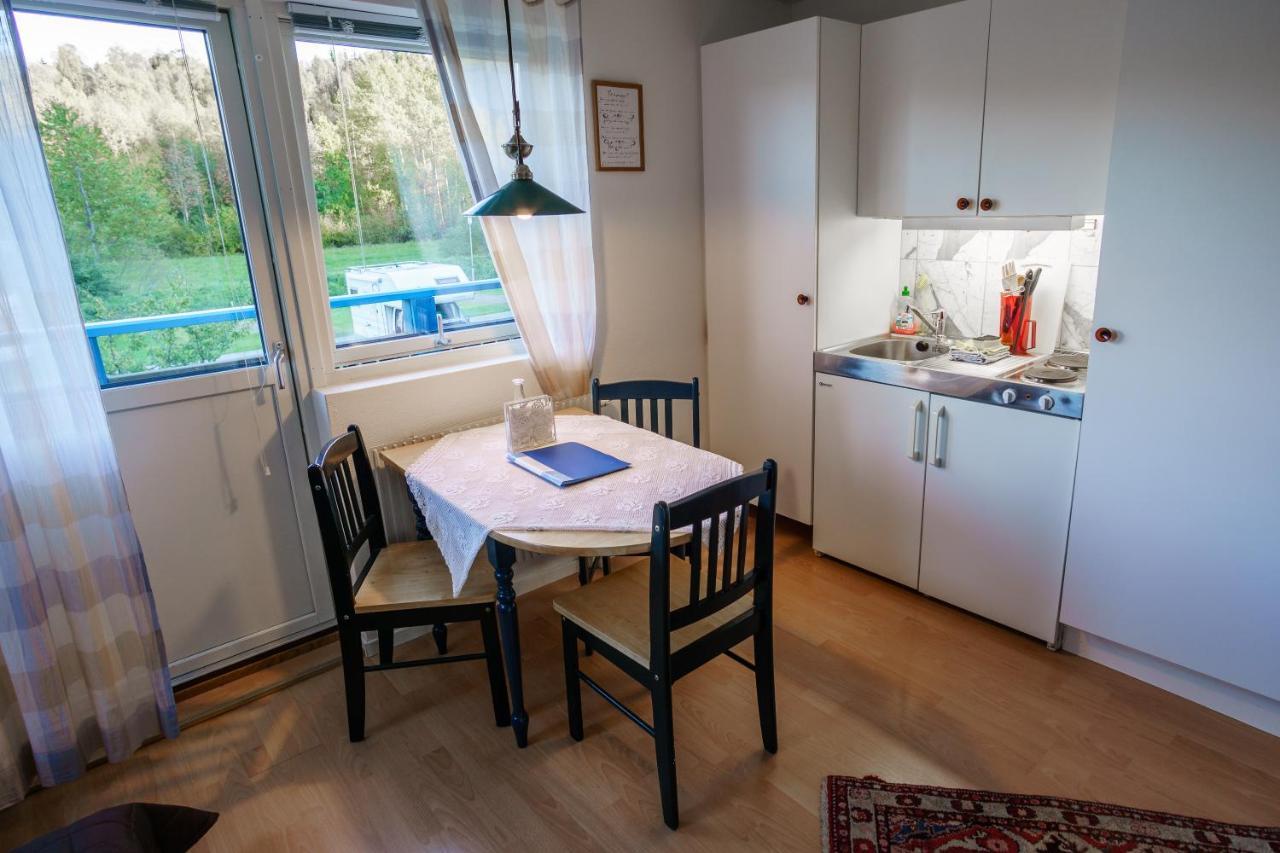 Skotteksgarden Cottages Ulricehamn Exterior photo